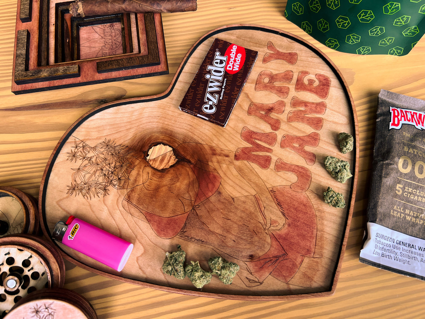 Heart MJ Rolling Tray